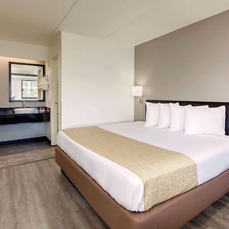 Travelodge By Wyndham College Park Buitenkant foto