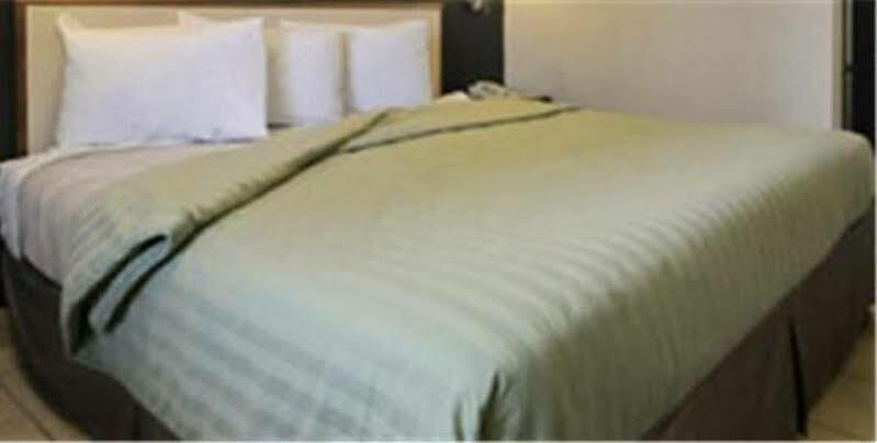Travelodge By Wyndham College Park Buitenkant foto